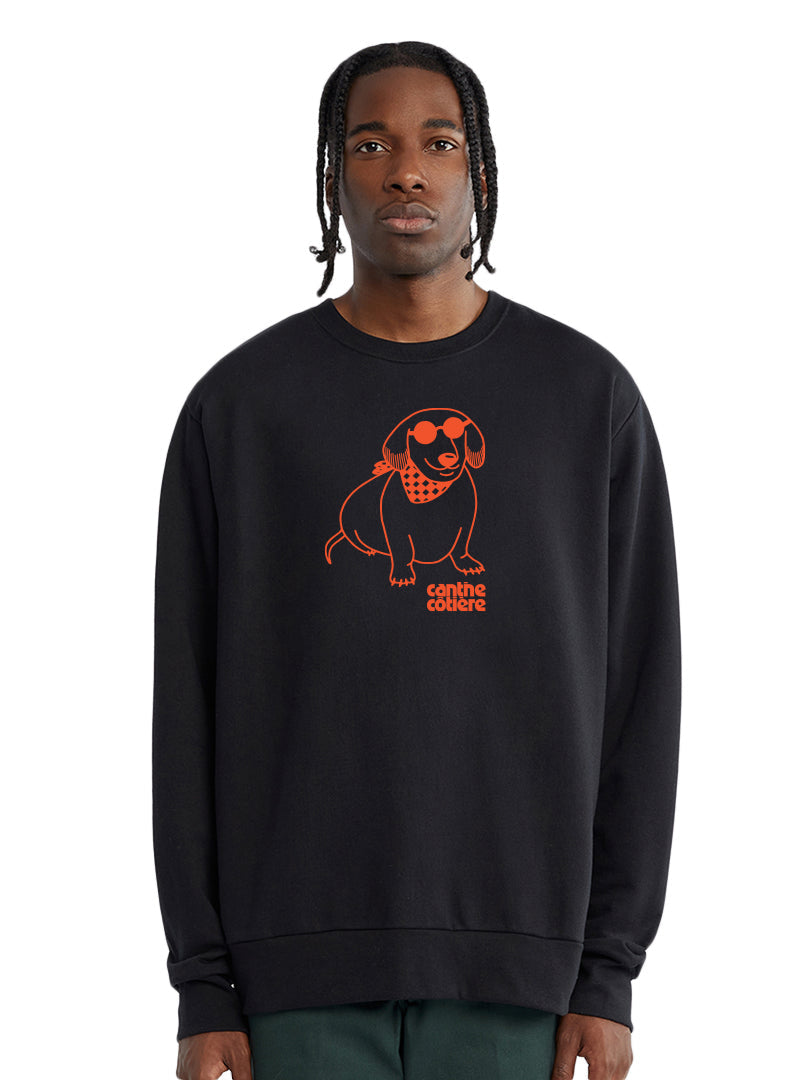 Un coton ouaté unisexe, fabriqué ici, avec amour par nos amis de C'est beau. Disponible en 2 couleurs et en taille XS à XXXL. La Cantine Côtière est née le 11 juillet 2020, en plein contexte pandémique et agit comme une garde côtière culinaire québécoise.
La brigade côtière, tout comme la garde côtière, garde côte à côte un lieu rassembleur et un garde-manger québécois.